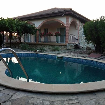 Sunny Villa Bŭlgarevo エクステリア 写真