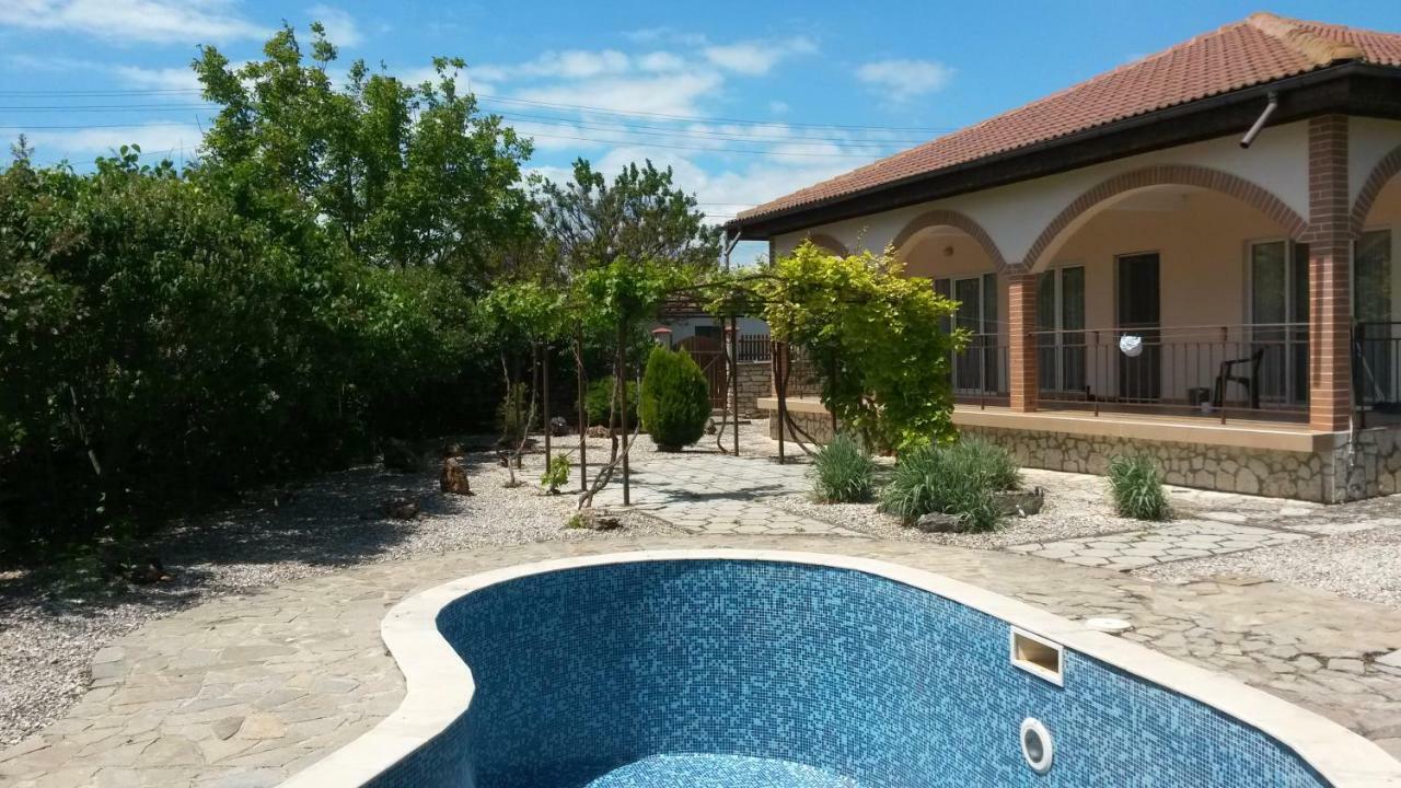 Sunny Villa Bŭlgarevo エクステリア 写真
